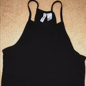 H&M CROPPED BLACK TANK